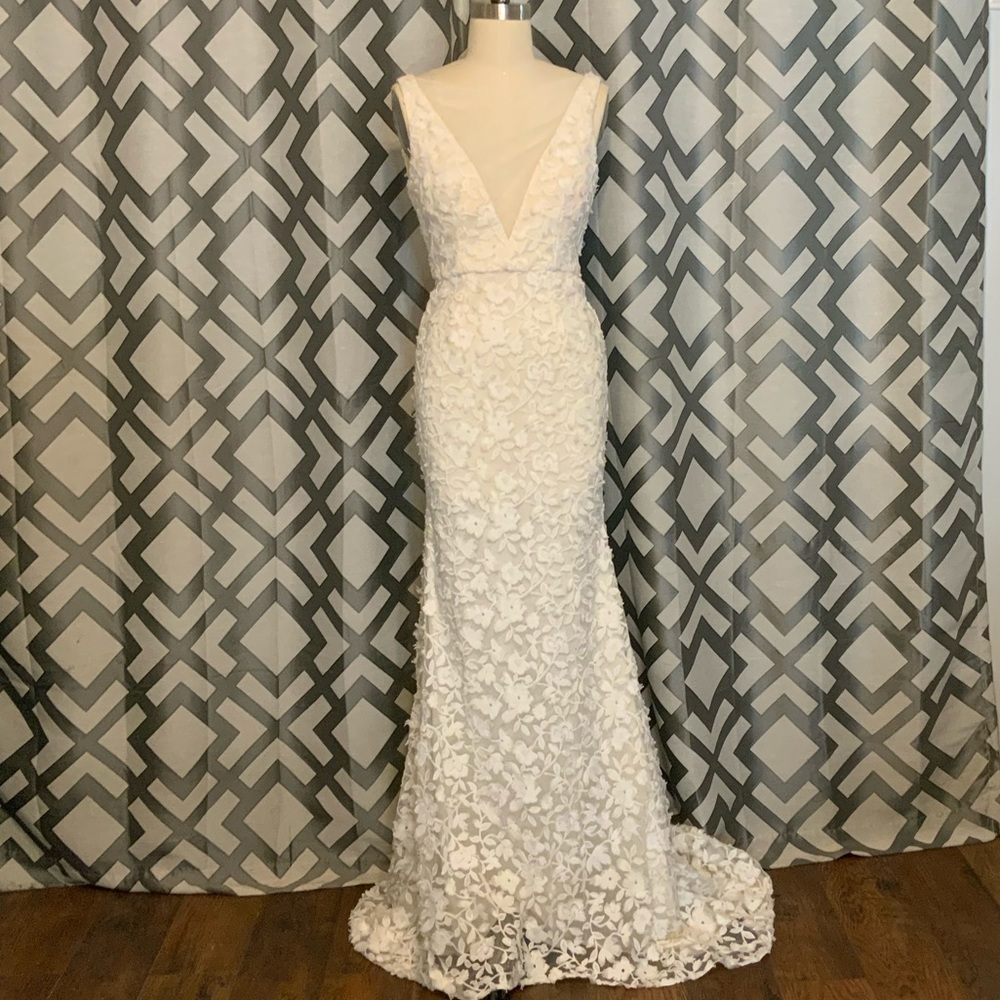 Wedding Dress Like-New with Tag